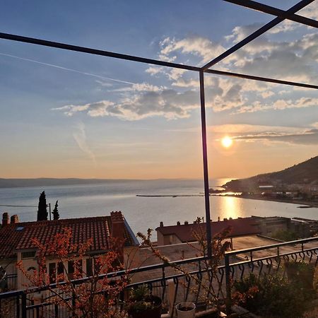 Apartman Nora Omis Exterior photo