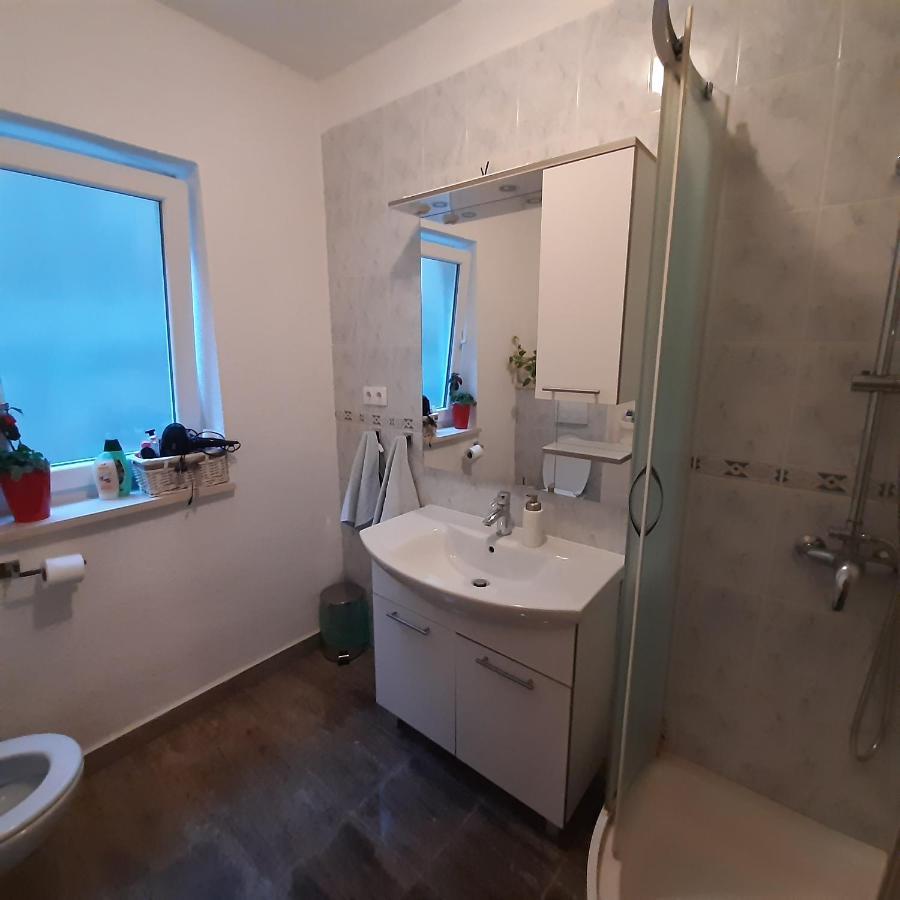 Apartman Nora Omis Exterior photo